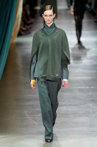 Fendi, inverno 2024 - Foto: Reprodução/Vogue Runway