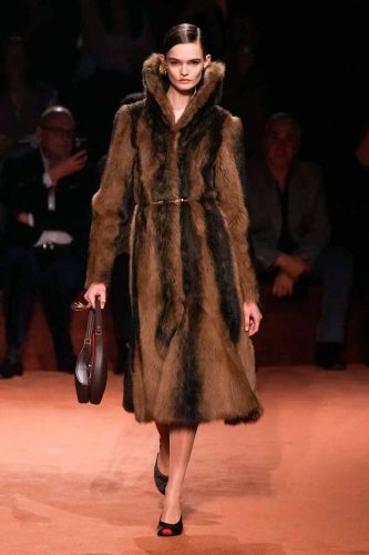 Fendi, inverno 2025 - Foto: Reprodução/Vogue Runway