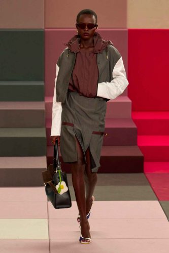 Fendi, verão 2026 - Foto: Reprodução/Vogue Runway
