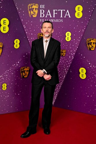 Ethan Hawke veste Giorgio Armani - Foto: Divulgação