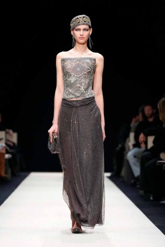 Giorgio Armani, inverno 2025 - Foto: Reprodução/Vogue Runway