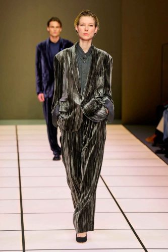 Giorgio Armani, inverno 2026 - Foto: Reprodução/Vogue Runway