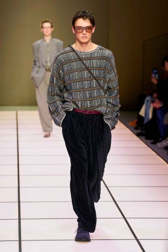 Giorgio Armani, inverno 2026 - Foto: Reprodução/Vogue Runway