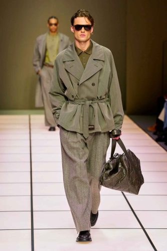Giorgio Armani, inverno 2026 - Foto: Reprodução/Vogue Runway