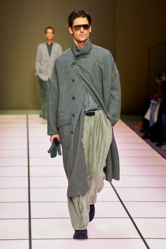 Giorgio Armani, inverno 2026 - Foto: Reprodução/Vogue Runway
