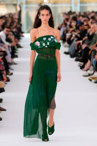 Givenchy, verão 2024 - Foto: Reprodução/WWD