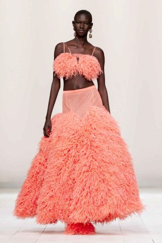 Givenchy, verão 2026 - Foto: Reprodução/Vogue Runway