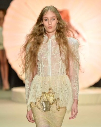 Helô Rocha, RioFW 2026 - Foto: Agência Fotosite/Divulgação