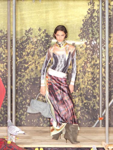 H&M e Glenn Martens: collab - Foto: Divulgação