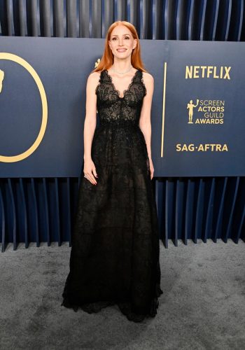 Jessica Chastain veste Armani Privé - Foto: Reprodução/WWD