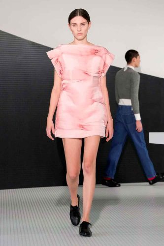 Jil Sander, verão 2026 - Foto: Reprodução/Vogue Runway