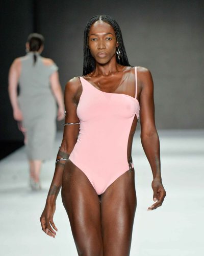 Karoline Vitto, RioFW 2026 - Foto: Agência Fotosite/Divulgação