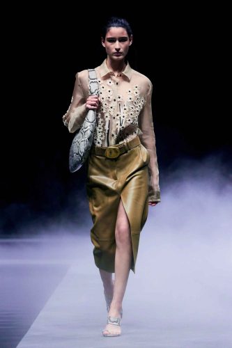 Khaite, verão 2026 - Foto: Reprodução/Vogue Runway