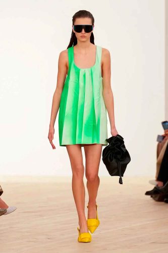 Loewe, verão 2026 - Foto: Reprodução/Vogue Runway