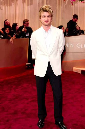 Joe Keery veste Louis Vuitton - Foto: Divulgação