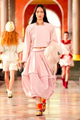 Louis Vuitton, verão 2026 - Foto: Reprodução/Vogue Runway