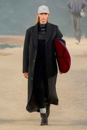 Louis Vuitton, verão 2027 - Foto: Reprodução/Vogue Runway