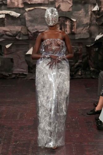 Maison Margiela, alta-costura, inverno 2025 - Foto: Reprodução/Vogue Runway