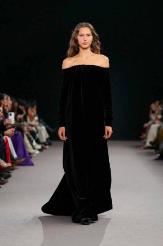 Max Mara, inverno 2025 - Foto: Reprodução/Vogue Runway