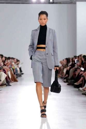 Max Mara, verão 2026 - Foto: Reprodução/Vogue Runway