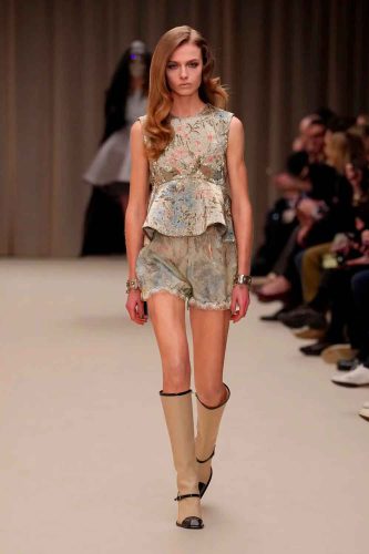 McQueen, inverno 2026 - Foto: Reprodução/Vogue Runway