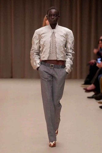 McQueen, inverno 2026 - Foto: Reprodução/Vogue Runway
