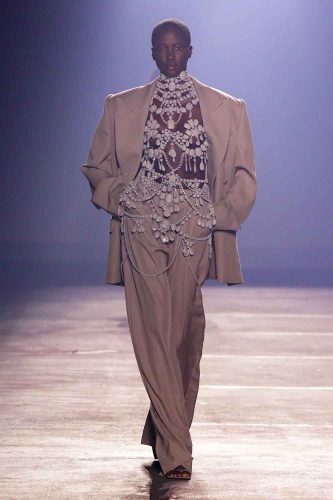 Mugler, verão 2026 - Foto: Reprodução/Vogue Runway