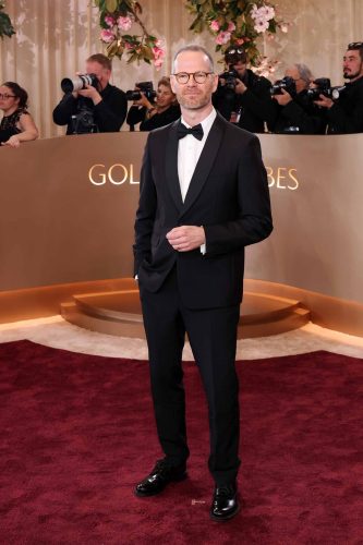 Joachim Trier veste Prada - Foto: Divulgação