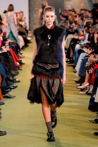 Rabanne, inverno 2025 - Foto: Reprodução/Vogue Runway