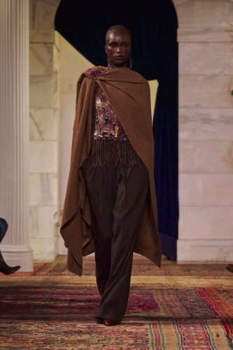 Ralph Lauren, inverno 2026 - Foto: Reprodução/Vogue Runway