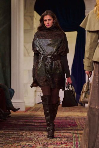 Ralph Lauren, inverno 2026 - Foto: Reprodução/Vogue Runway