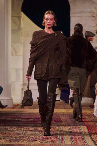 Ralph Lauren, inverno 2026 - Foto: Reprodução/Vogue Runway