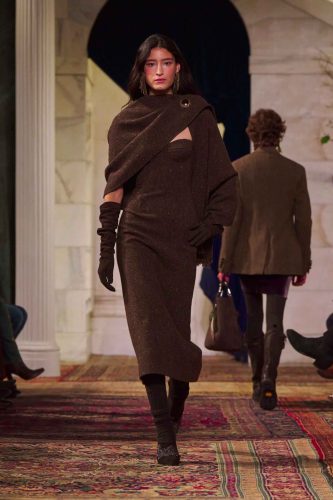 Ralph Lauren, inverno 2026 - Foto: Reprodução/Vogue Runway