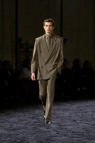 Saint Laurent, inverno 2024 - Foto: Divulgação
