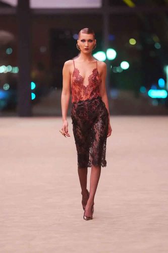 Saint Laurent, inverno 2026 - Foto: Reprodução/Vogue Runway