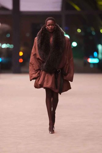 saint-laurent-inverno-2026-interna-09