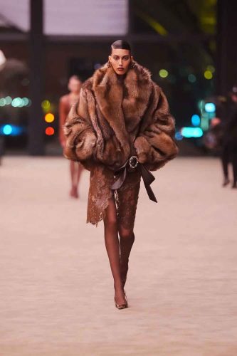 Saint Laurent, inverno 2026 - Foto: Reprodução/Vogue Runway