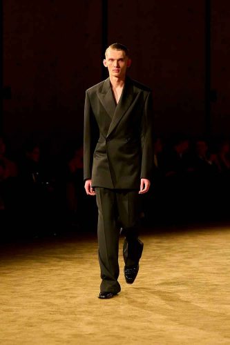 Saint Laurent, inverno 2026 - Foto: Reprodução/Vogue Runway