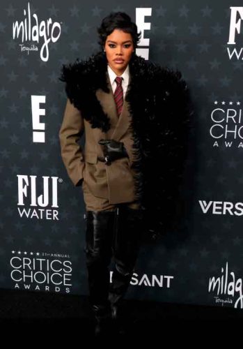 Teyana Taylor veste Saint Laurent - Foto: Divulgação