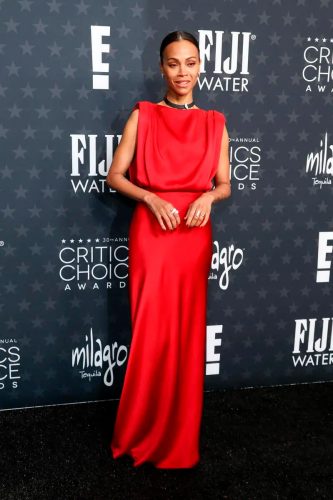 Zoe Saldana veste Sain Laurent - Foto: Reprodução/WWD