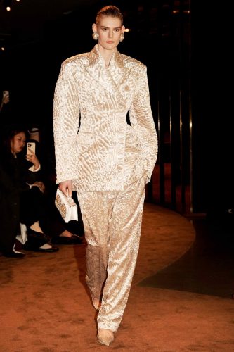 Schiaparelli, inverno 2025 – Foto: Reprodução/Vogue Runway