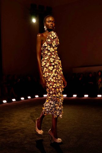Schiaparelli alta-costura, verão 2026 - Foto: Divulgação