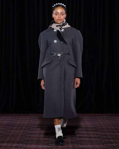 Simone Rocha, inverno 2025 - Foto: Divulgação