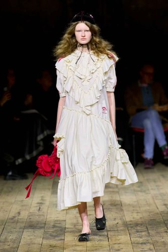 Simone Rocha, inverno 2026 - Foto: Reprodução/Vogue Runway