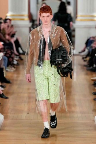 Simone Rocha, verão 2026 - Foto: Reprodução/Vogue Runway