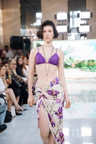 Sinesia Karol: coleção "Orquídea" - Foto: Divulgação