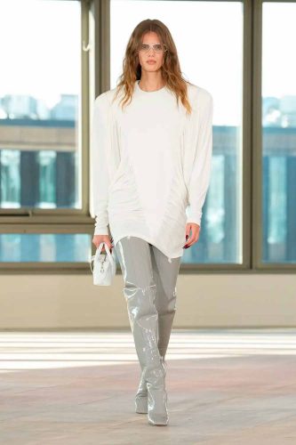 Stella McCartney, inverno 2025 - Foto: Reprodução/Vogue Runway