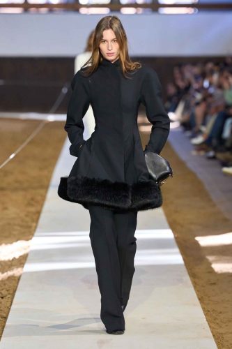 Stella McCartney, inverno 2026 - Foto: Reprodução/Vogue Runway