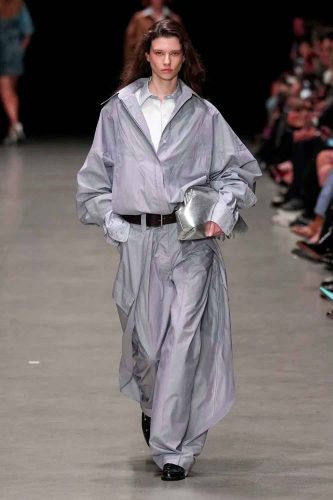 Stella McCartney, verão 2026 - Foto: Reprodução/Vogue Runway