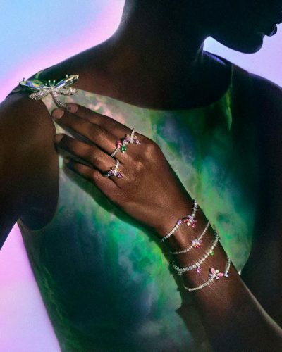 Swarovski e Ariana Grande: collab - Foto: Divulgação